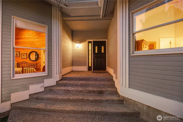 $950,000 | 7420 Navarre Drive, Chelan, WA 98816