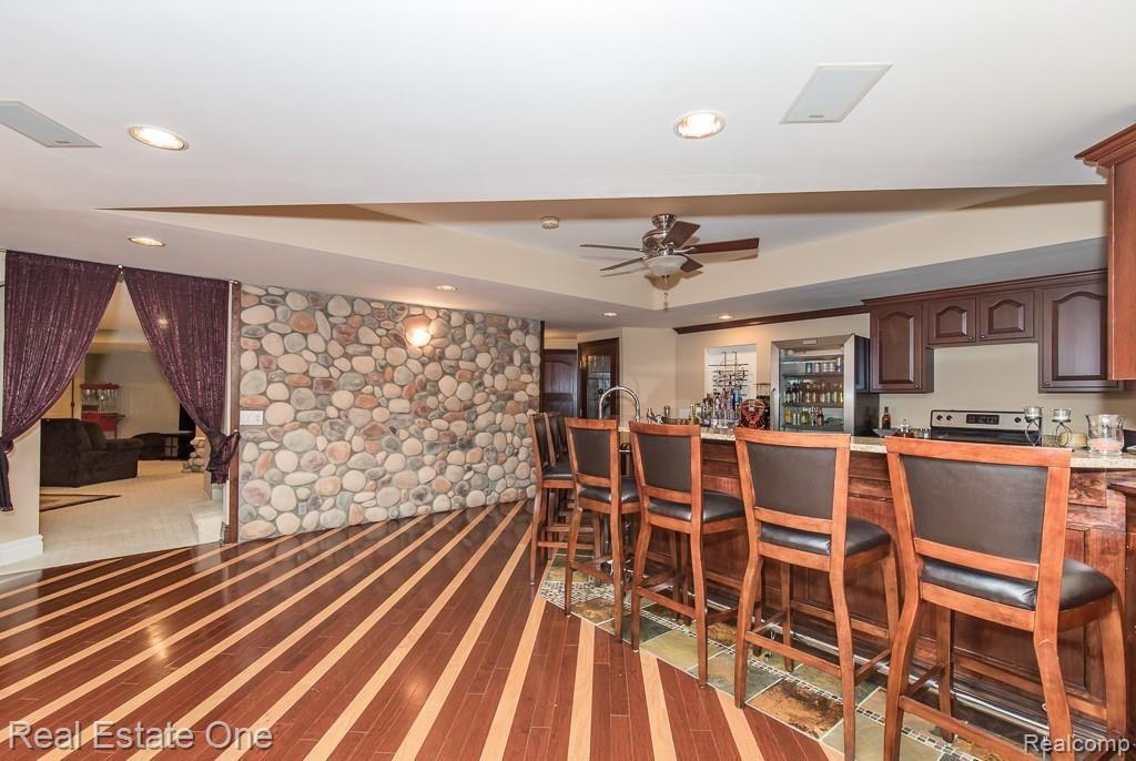 1832 Rochester Road Oakland, MI 48363 - Photo 47 of 62