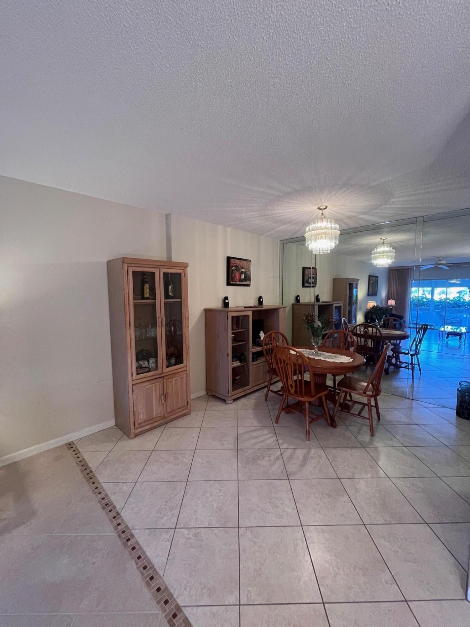 250 Northeast 20th Street, Unit 124 Boca Raton, FL 33431 - Photo 8 of 31 DINING ROOM