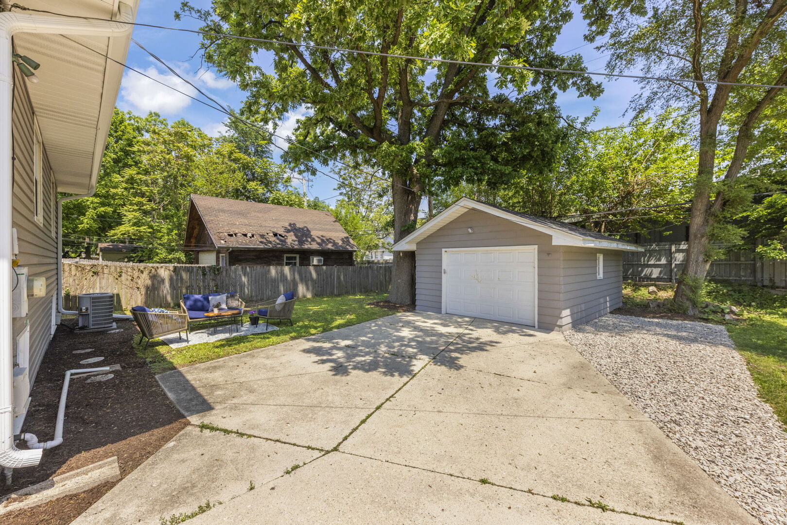 648 South Main Street Naperville, IL 60540 - Photo 28 of 39