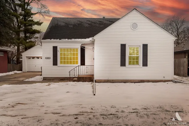 $359,900 | 1015 Grandview Avenue, Lockport, IL 60441