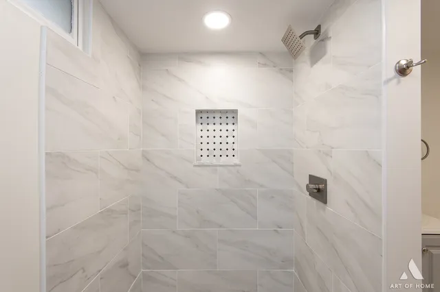 $359,900 | 1015 Grandview Avenue, Lockport, IL 60441