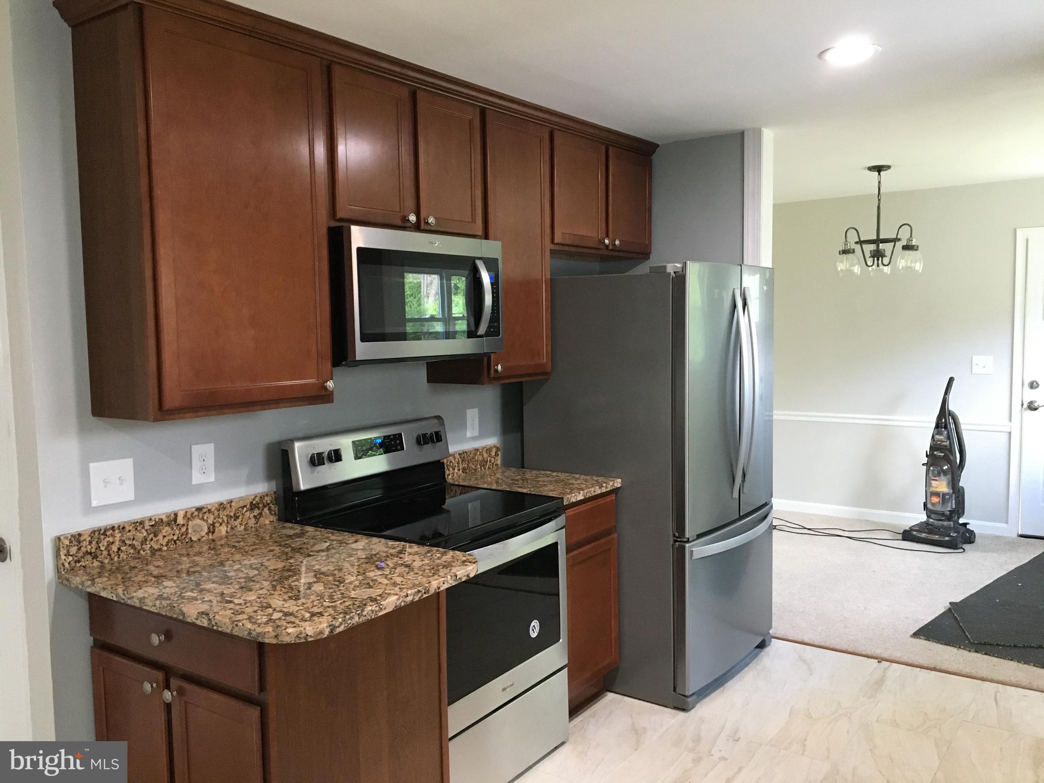 1965 Smoky Road Huntingtown, MD 20639 - Photo 3 of 32 Kitchen