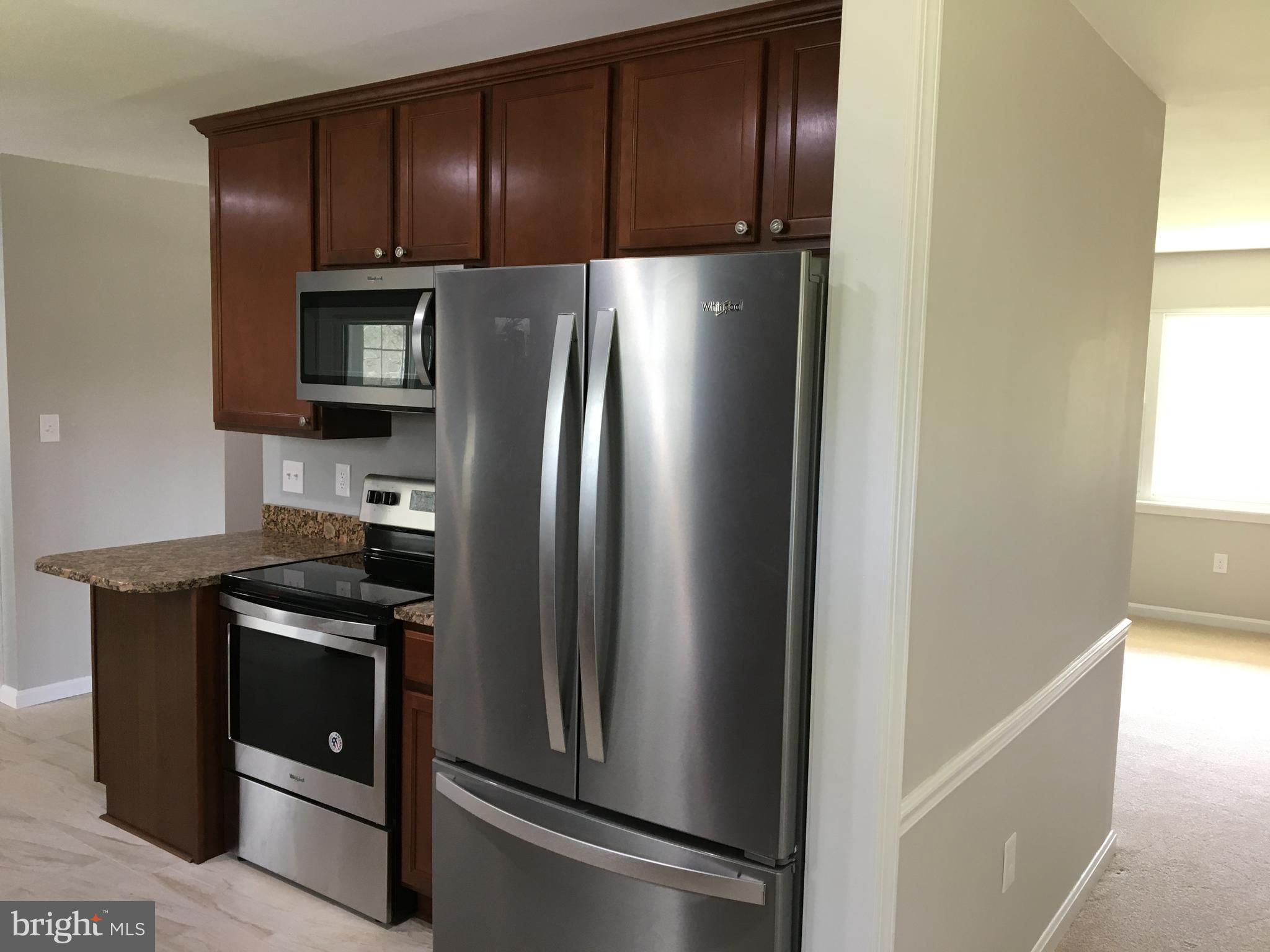 1965 Smoky Road Huntingtown, MD 20639 - Photo 4 of 32 Kitchen