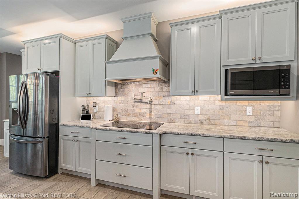 6615 Ridgewood Road Clarkston, MI 48346 - Photo 8 of 43