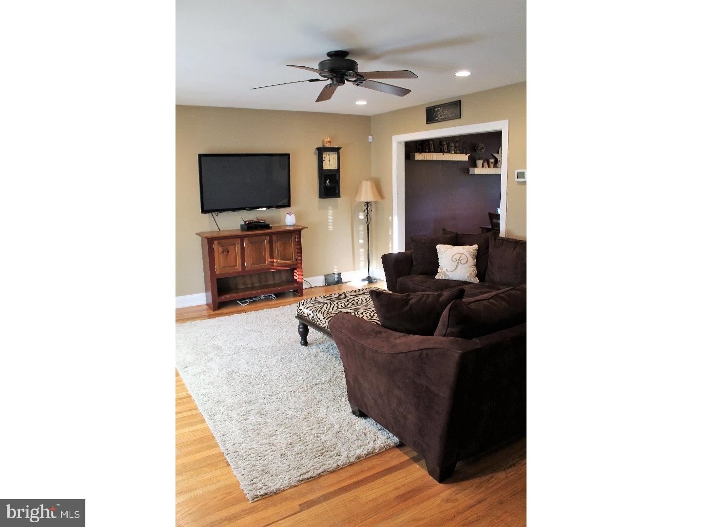 209 Croft Road North Wales, PA 19454 - Photo 2 of 17 Gallery Image 2