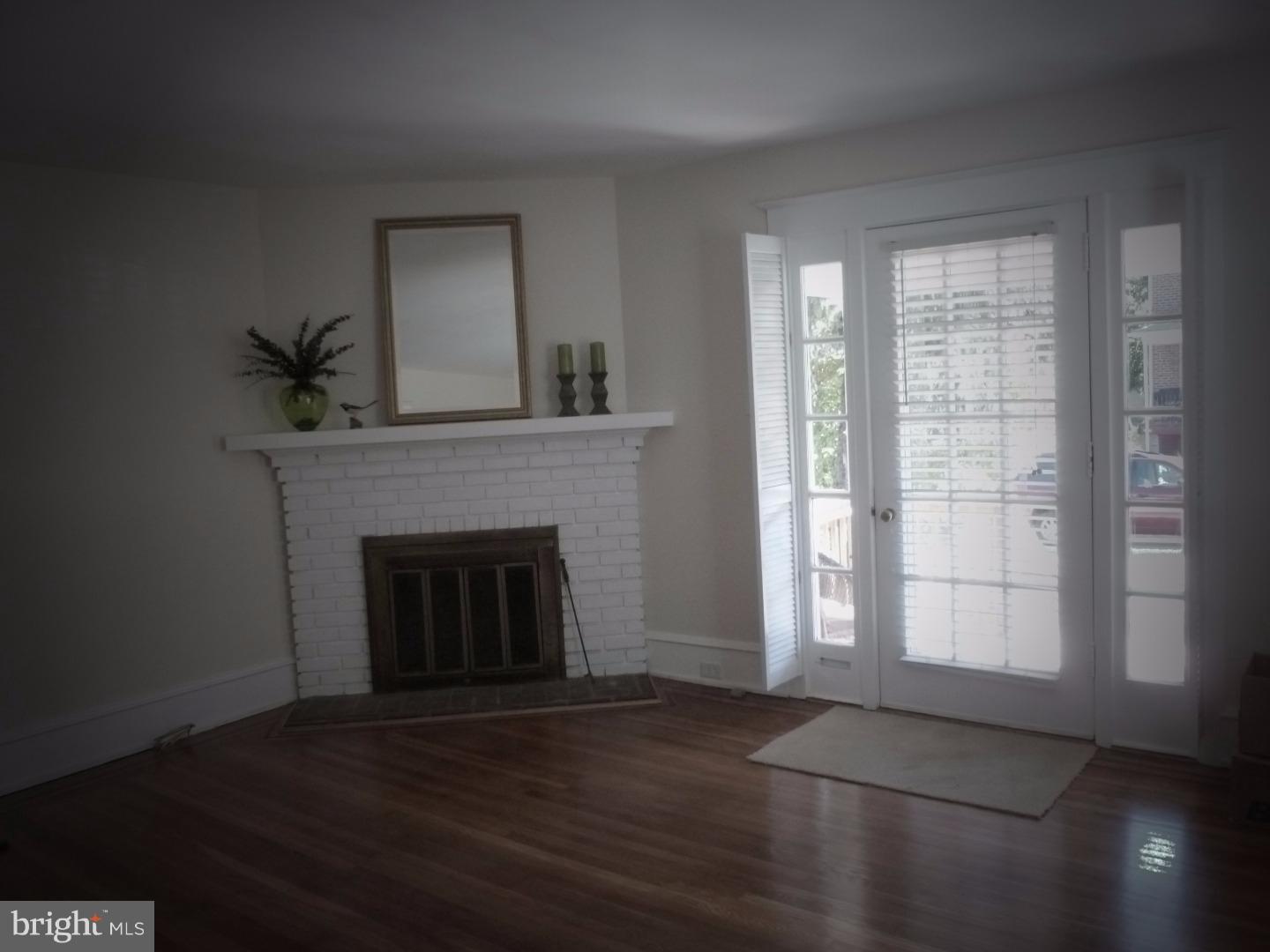 316 Oak Road Glenside, PA 19038 - Photo 5 of 25 Gallery Image 5