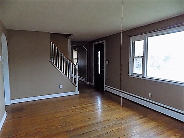 208 Shaker Road East Longmeadow, MA 01028 - Photo 6 of 23 Gallery Image 6