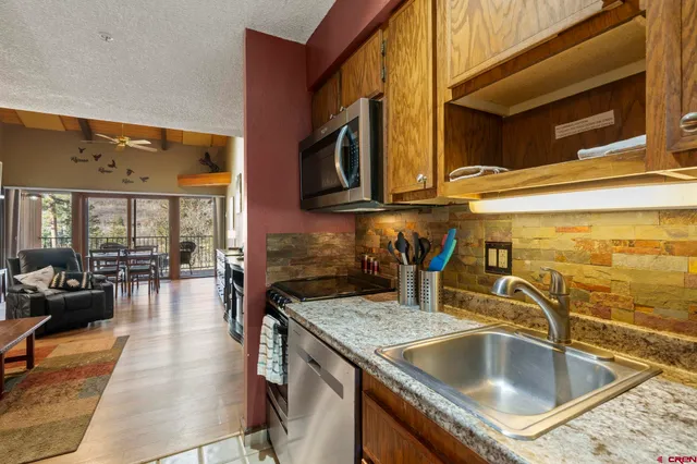 $269,000 | 961 North Tamarron Drive, Unit 555, Durango, CO 81301