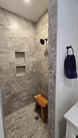 $575,000 | 24 John Hardie Way, Chichester, NH 03258