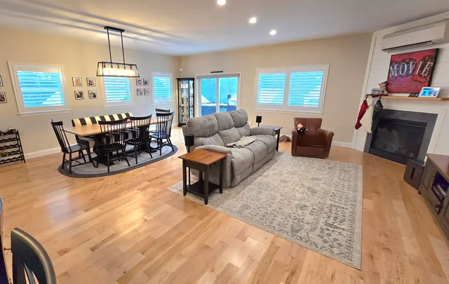 $575,000 | 24 John Hardie Way, Chichester, NH 03258