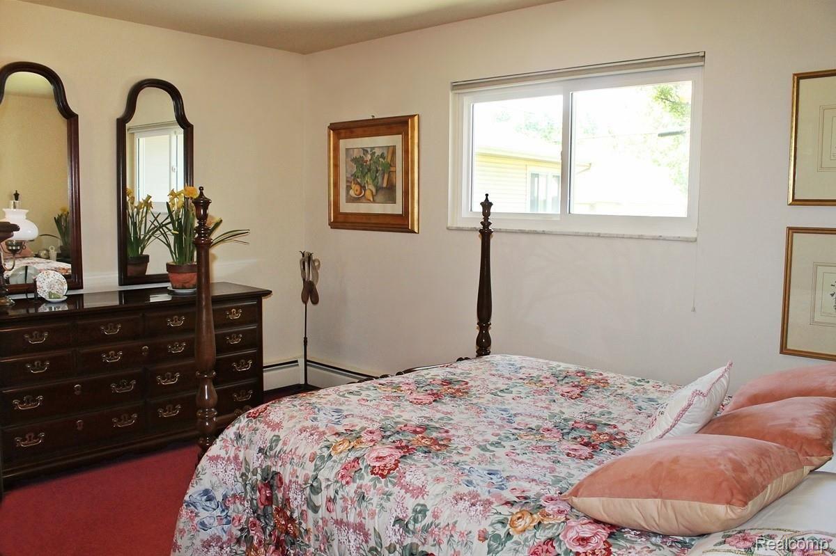 44444 Ecorse Road Belleville, MI 48111 - Photo 21 of 39 Bedroom 1