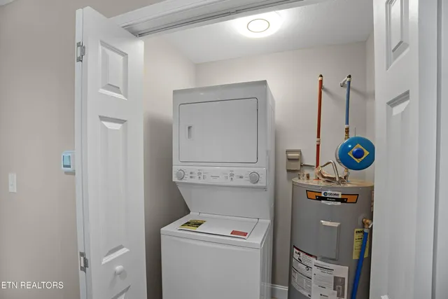 $1,750 | 2425 Hallerins Court, Maryville, TN 37801