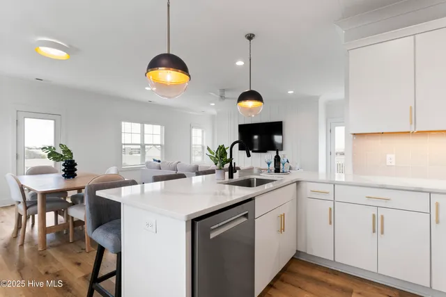 $1,190,000 | 207 Florence Avenue, Unit 1, Carolina Beach, NC 28428