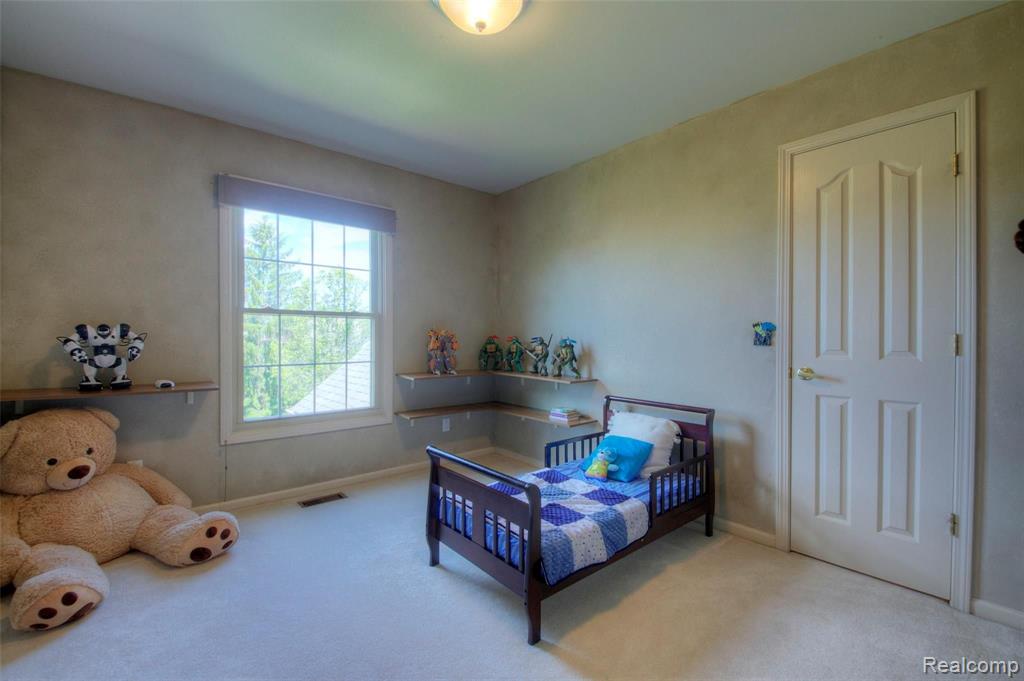 46559 Inverness Road Canton, MI 48188 - Photo 31 of 48