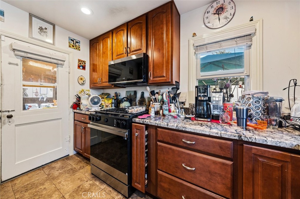 31 Rafael Way San Luis Obispo, CA 93405 - Photo 10 of 39 Gallery Image 10