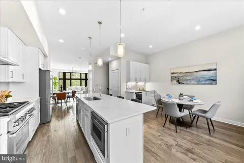 $1,075,000 | 4584 Riverside Way, Philadelphia, PA 19127