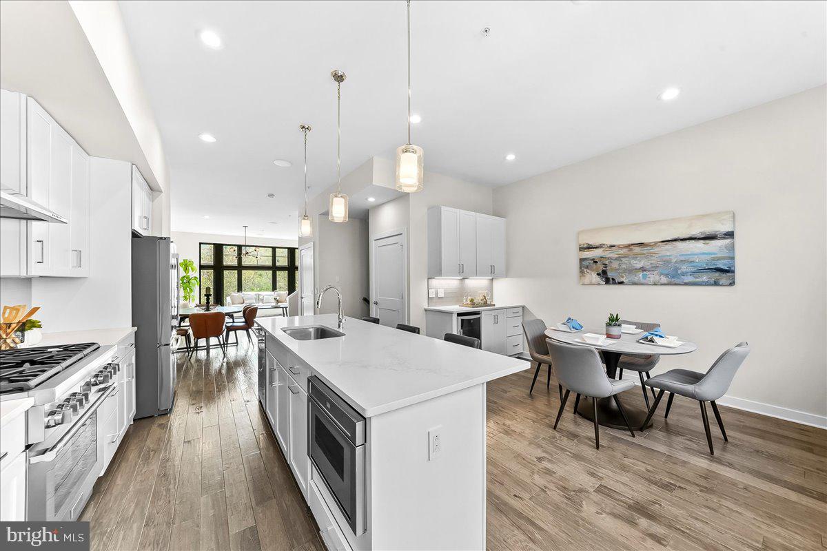 4584 Riverside Way Philadelphia, PA 19127 - Photo 12 of 85