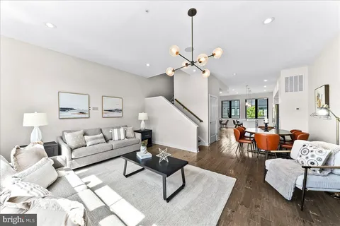 $1,075,000 | 4584 Riverside Way, Philadelphia, PA 19127