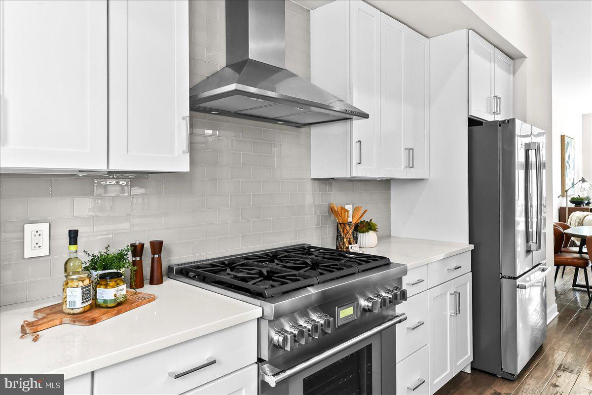 4584 Riverside Way Philadelphia, PA 19127 - Photo 16 of 85