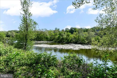 $1,075,000 | 4584 Riverside Way, Philadelphia, PA 19127