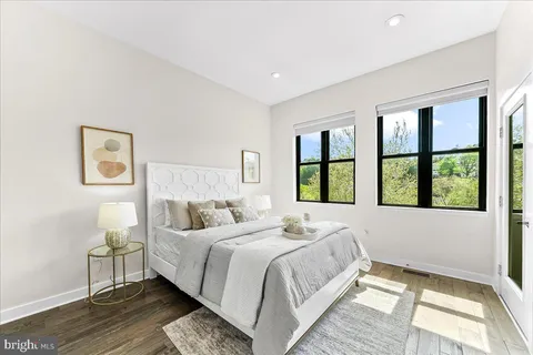 $1,075,000 | 4584 Riverside Way, Philadelphia, PA 19127