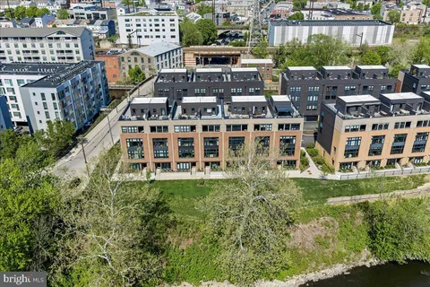 $1,075,000 | 4584 Riverside Way, Philadelphia, PA 19127