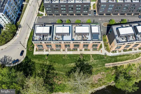 $1,075,000 | 4584 Riverside Way, Philadelphia, PA 19127