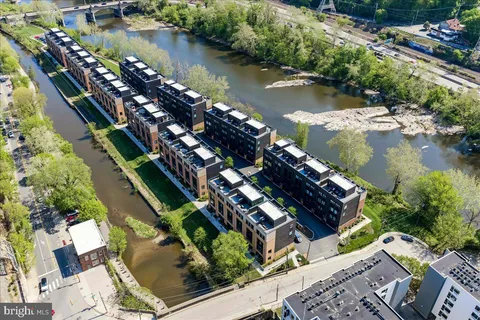 $1,075,000 | 4584 Riverside Way, Philadelphia, PA 19127