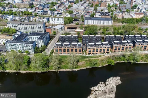 $1,075,000 | 4584 Riverside Way, Philadelphia, PA 19127