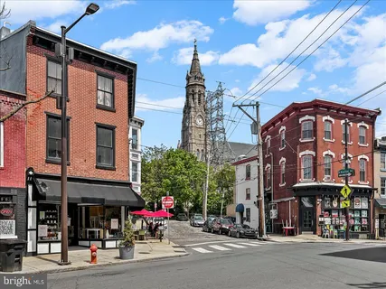 $1,075,000 | 4584 Riverside Way, Philadelphia, PA 19127