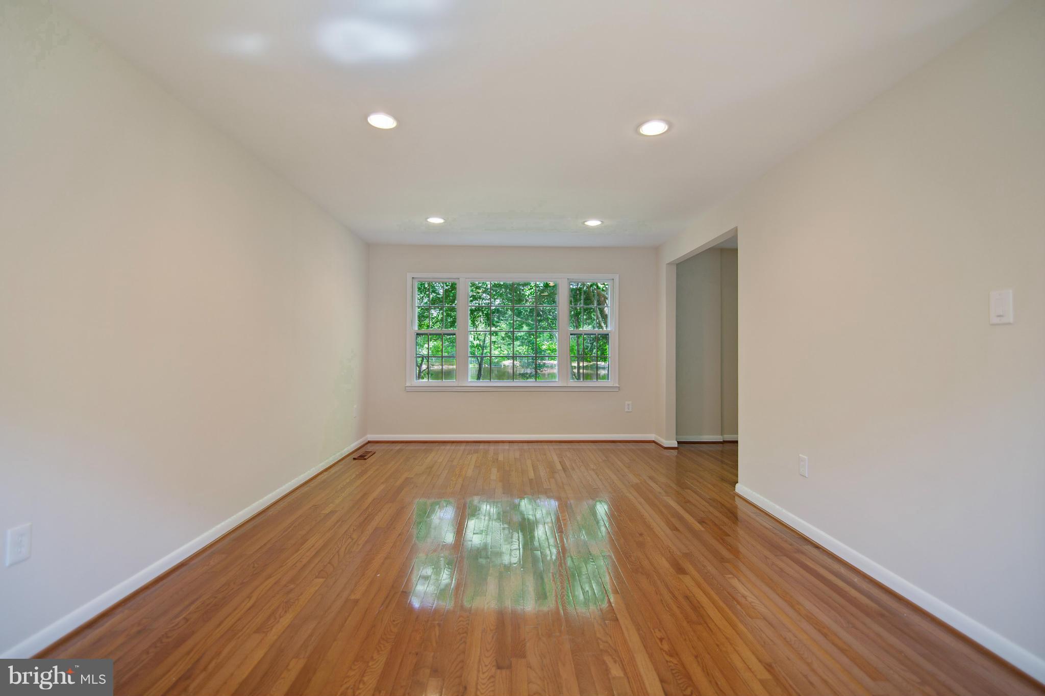 2327 Rosedown Drive Reston, VA 20191 - Photo 13 of 23 Living Room