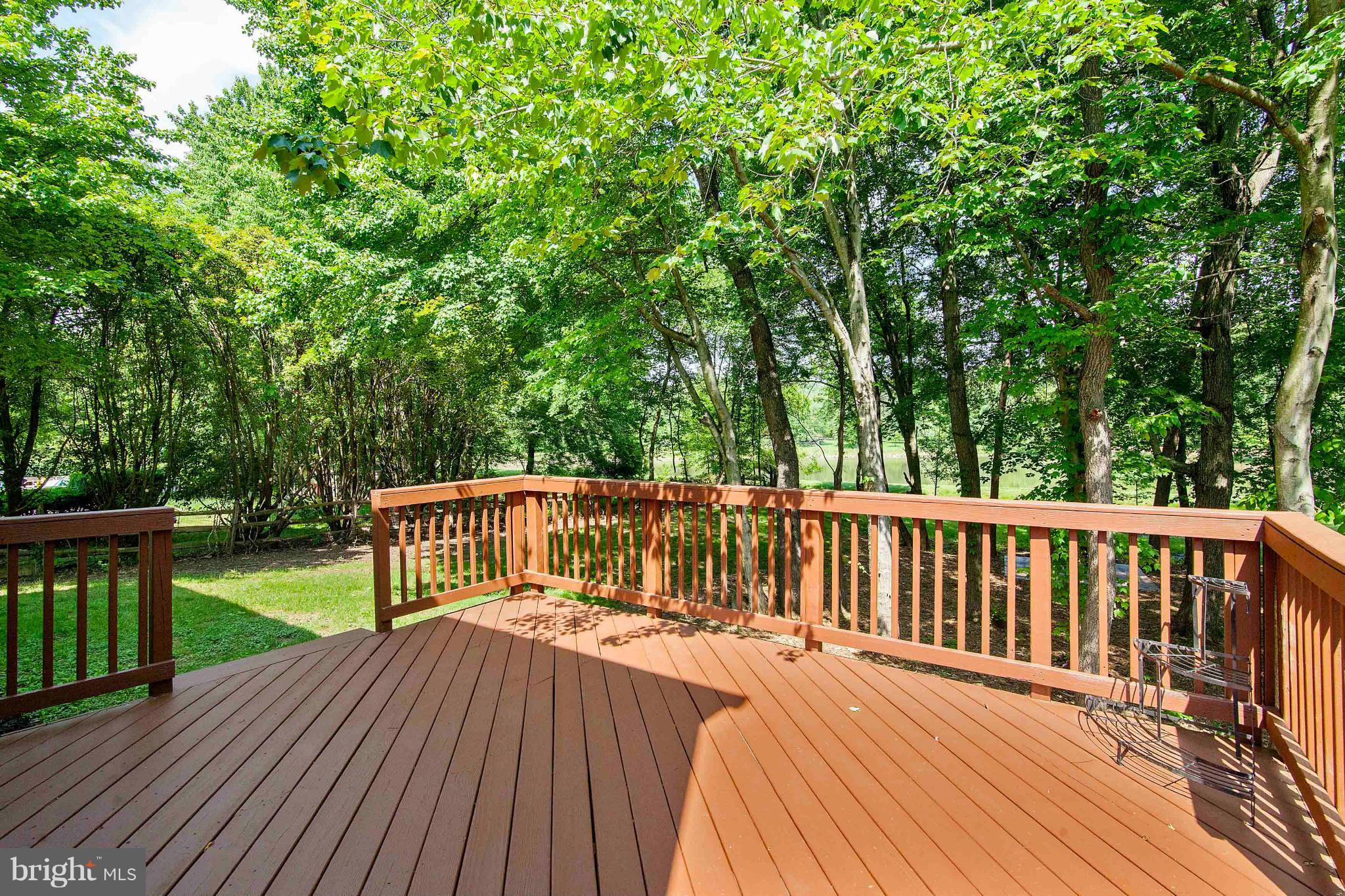 2327 Rosedown Drive Reston, VA 20191 - Photo 20 of 23 Deck