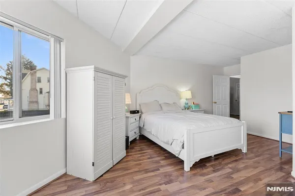 $300,000 | 290 Anderson Street, Unit 2A, Hackensack, NJ 07601