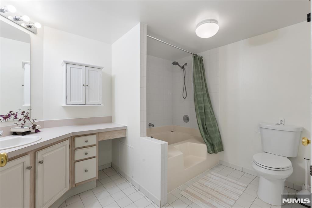 290 Anderson Street, Unit 2A Hackensack, NJ 07601 - Photo 17 of 30