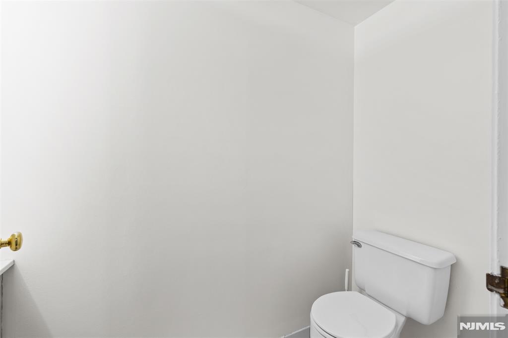 290 Anderson Street, Unit 2A Hackensack, NJ 07601 - Photo 19 of 30