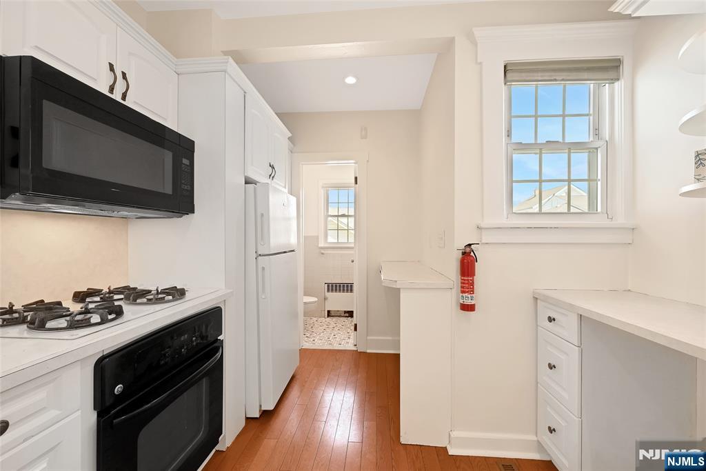 91 Belle Avenue Maywood, NJ 07607 - Photo 13 of 27
