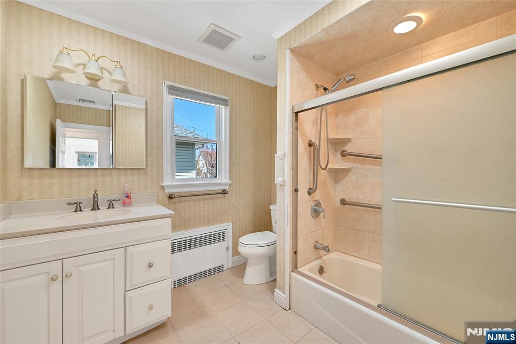 91 Belle Avenue Maywood, NJ 07607 - Photo 17 of 27