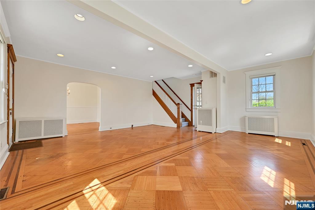 91 Belle Avenue Maywood, NJ 07607 - Photo 5 of 27