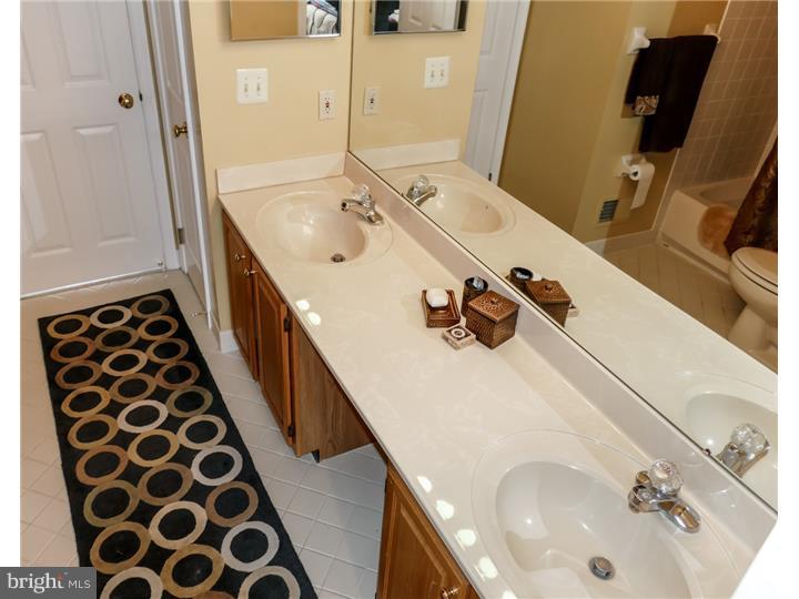 9 Pheasant Run Road New Hope, PA 18938 - Photo 19 of 25 Bathroom
