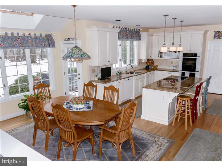 9 Pheasant Run Road New Hope, PA 18938 - Photo 7 of 25 Breakfast Room