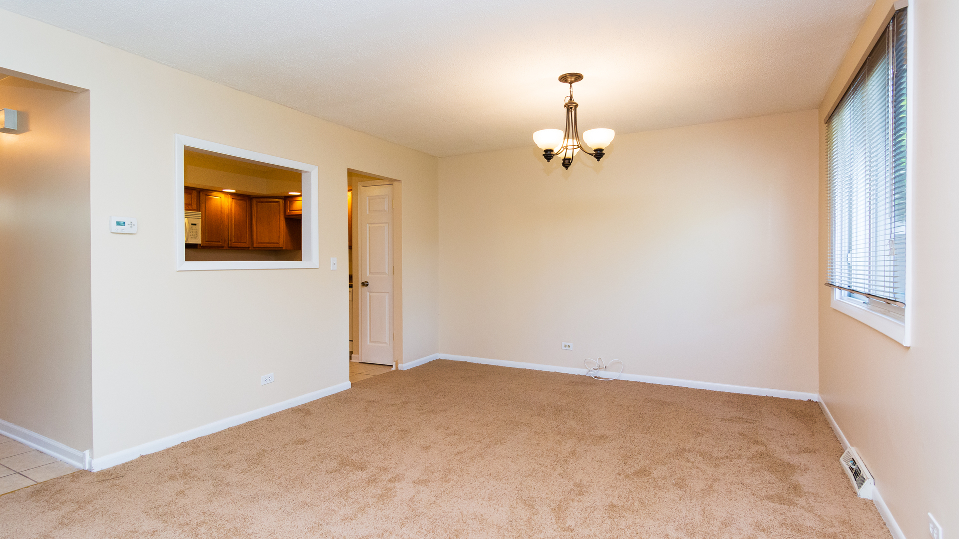 203 Monroe Road Bolingbrook, IL 60440 - Photo 10 of 27