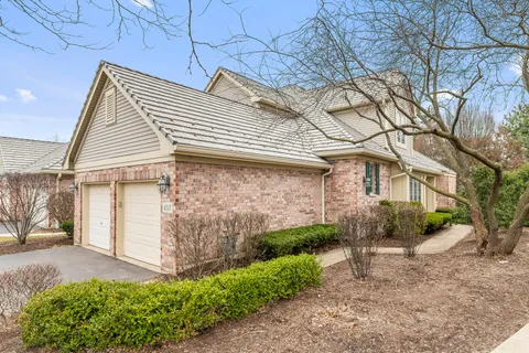 $725,000 | 4517 South Seminole Drive, Glenview, IL 60026