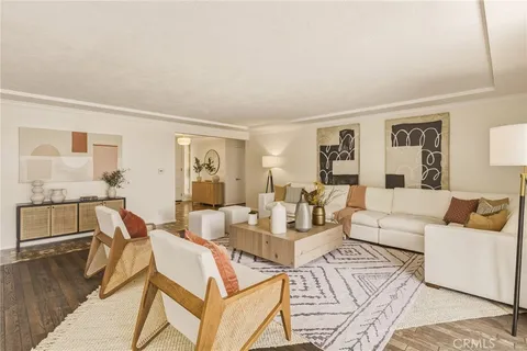 $1,799,000 | 3586 Alana Drive, Sherman Oaks, CA 91403