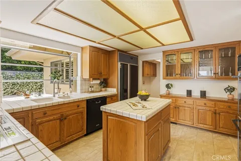 $1,799,000 | 3586 Alana Drive, Sherman Oaks, CA 91403