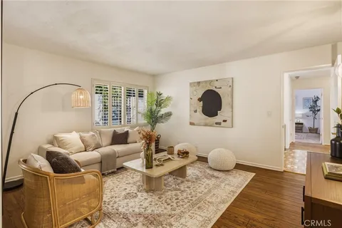 $1,799,000 | 3586 Alana Drive, Sherman Oaks, CA 91403