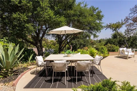 $1,799,000 | 3586 Alana Drive, Sherman Oaks, CA 91403