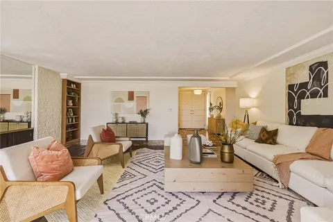 $1,799,000 | 3586 Alana Drive, Sherman Oaks, CA 91403