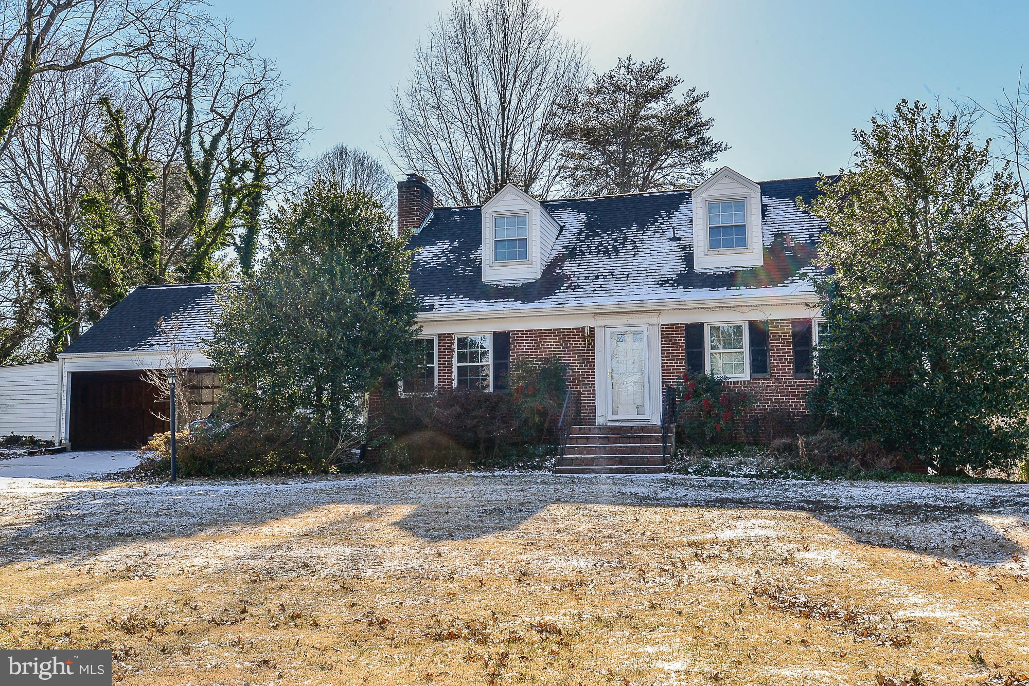 Exterior (Front)