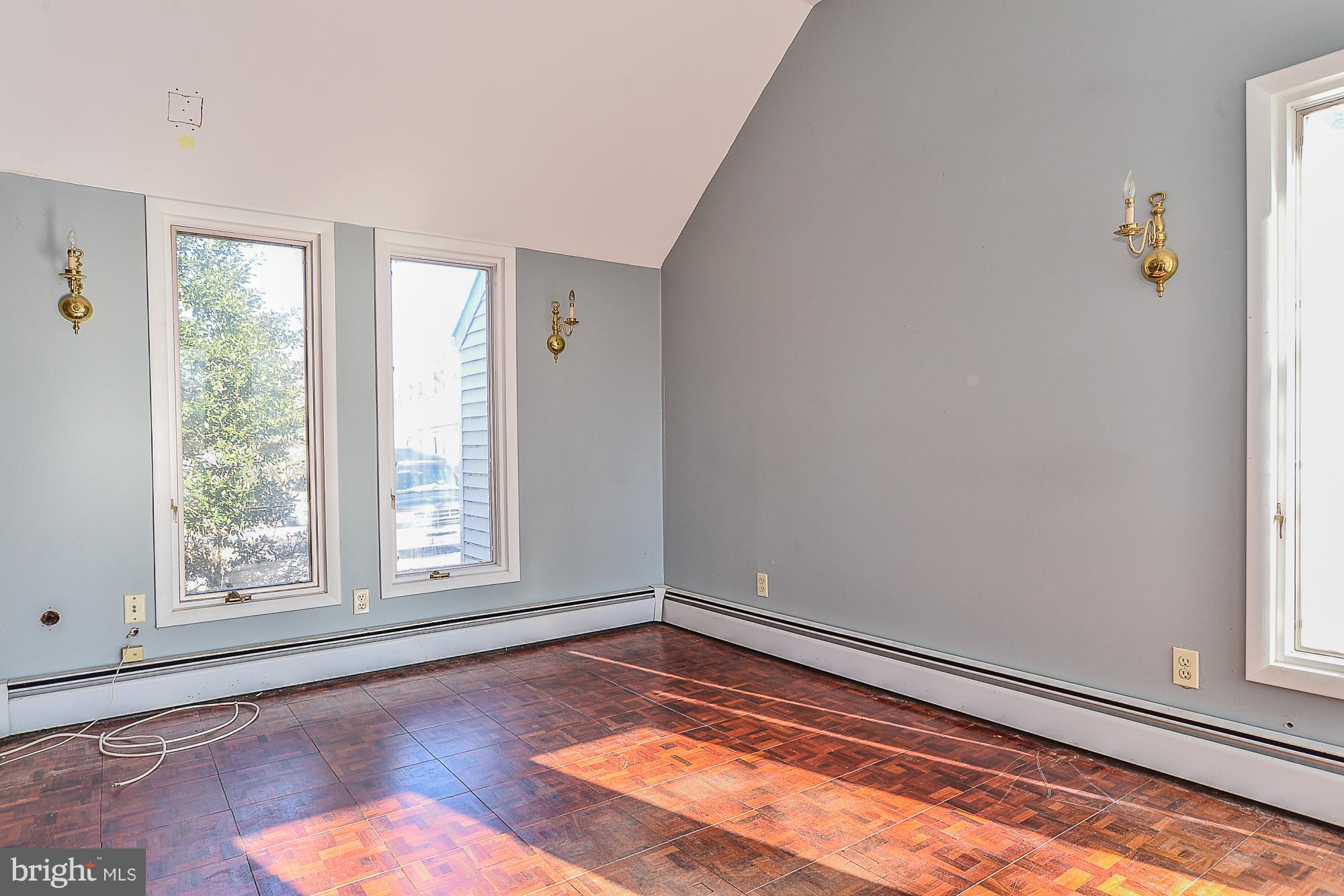 10121 Glenmere Road Fairfax, VA 22032 - Photo 16 of 30 Interior (General)